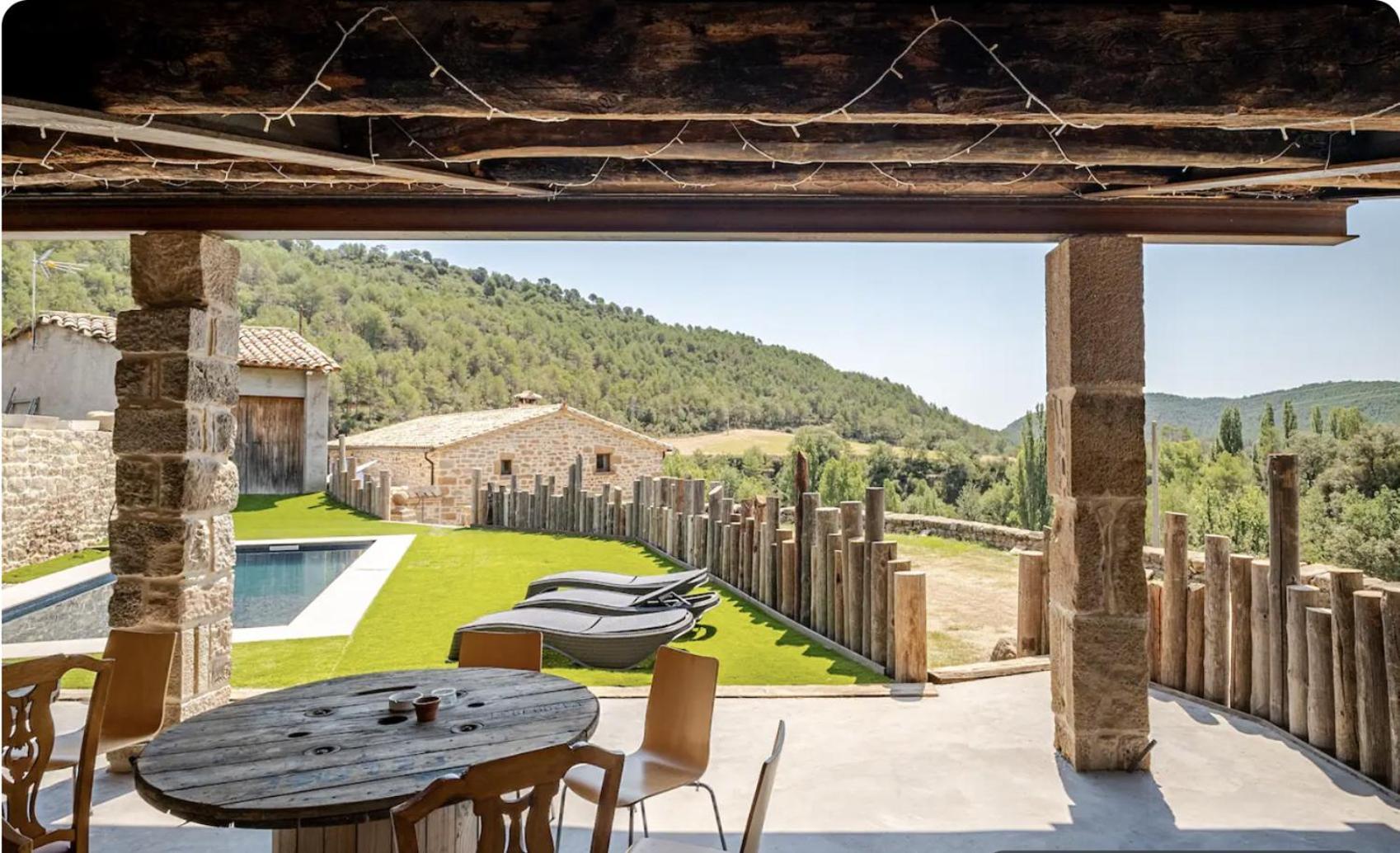 La Torreta D'Olius Villa Exterior photo